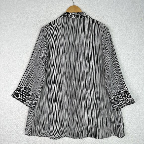 Habitat Tunic Top Size L‎ Textured Gray Artsy Minimalist Lagenlook Relaxed NWOT - Picture 12 of 14